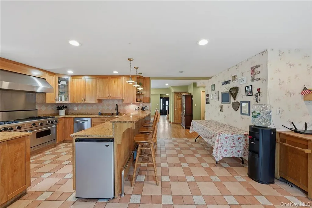47-23 164th Street Flushing NY 11358