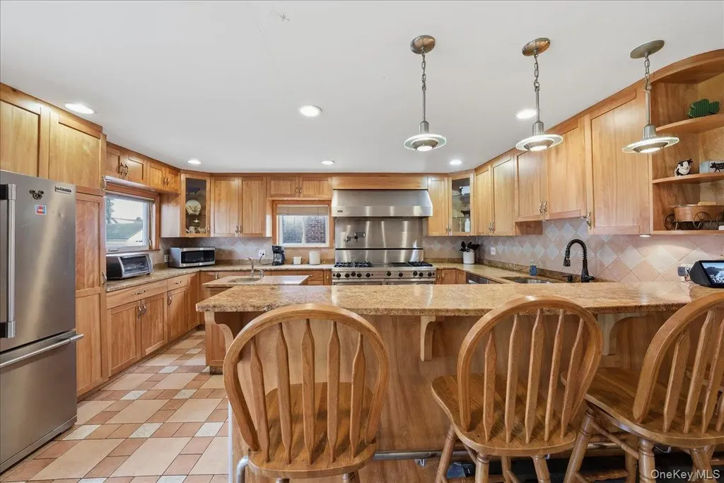 47-23 164th Street Flushing NY 11358