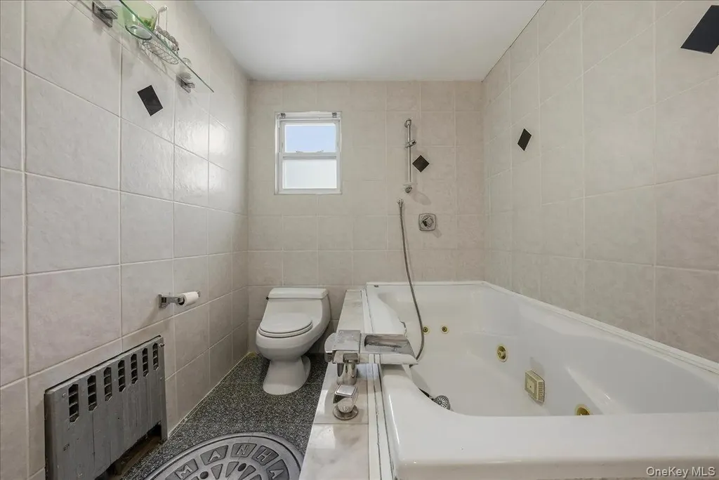 47-23 164th Street Flushing NY 11358