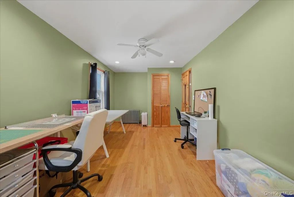 47-23 164th Street Flushing NY 11358