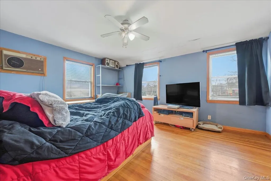47-23 164th Street Flushing NY 11358