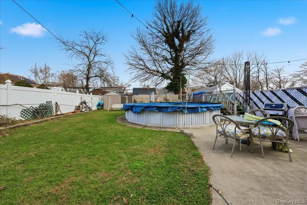 47-23 164th Street Flushing NY 11358