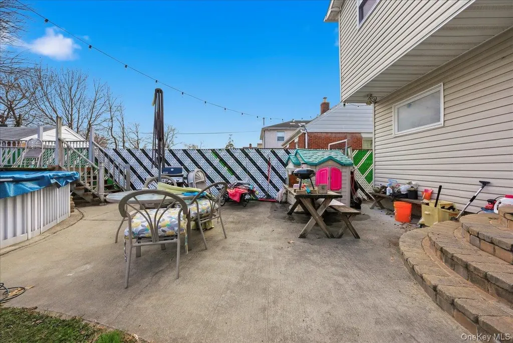47-23 164th Street Flushing NY 11358
