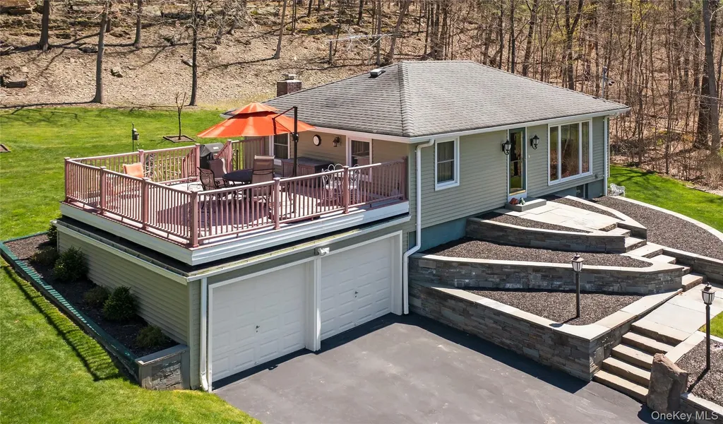 412 Vosenkill Road Athens NY 12015