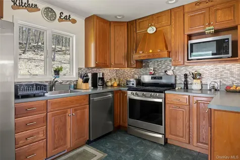 412 Vosenkill Road Athens NY 12015