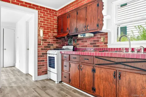 62 Foxhall Avenue Kingston NY 12401