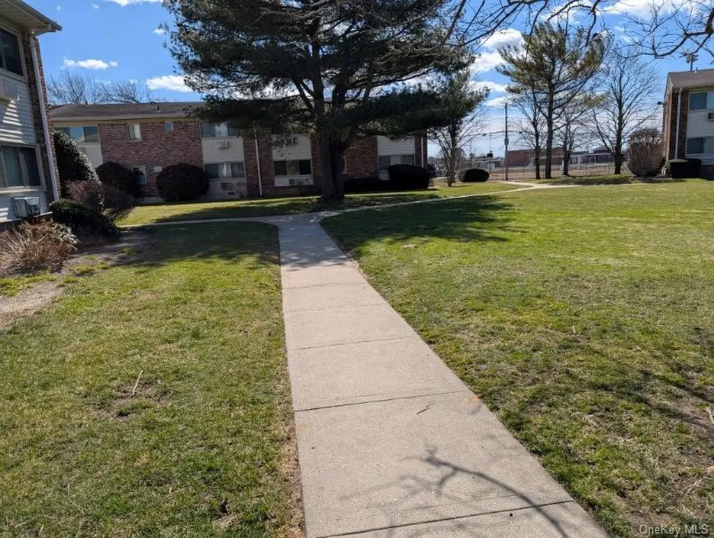 2435 Union Boulevard Islip NY 11751