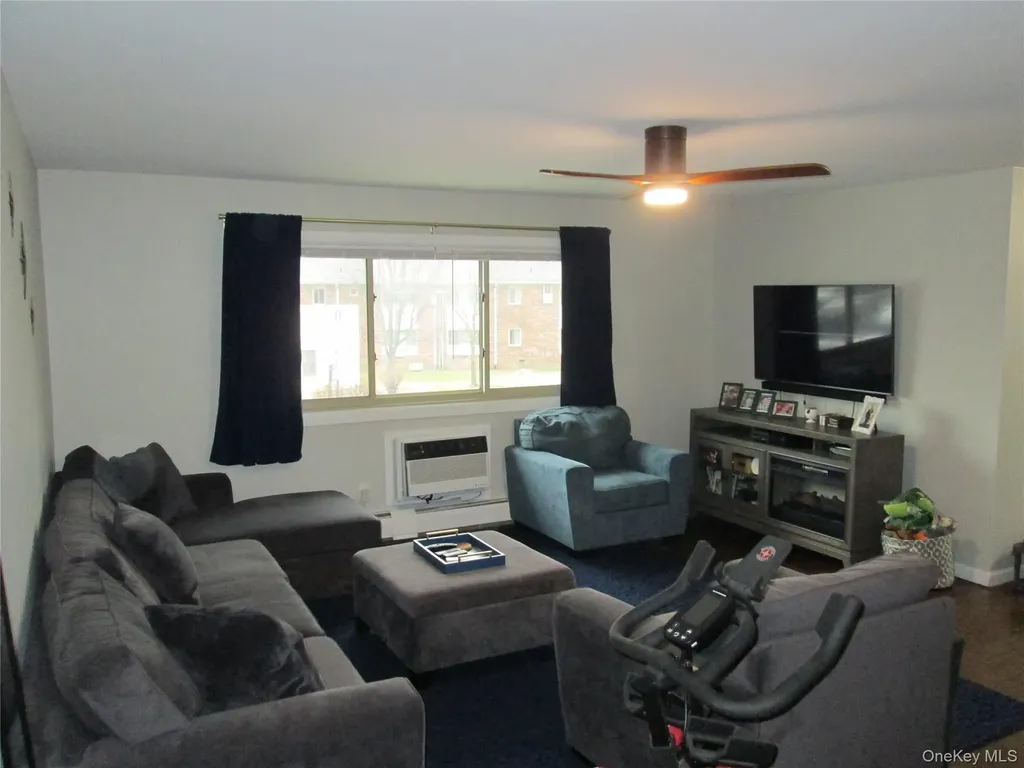 2435 Union Boulevard Islip NY 11751