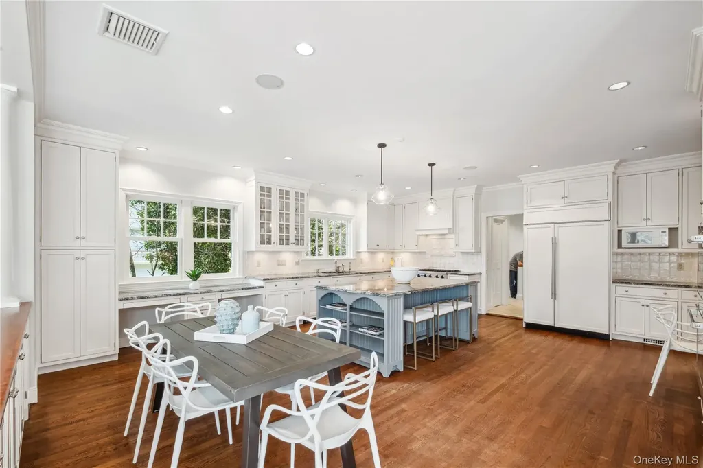32 Pryer Lane Larchmont NY 10538