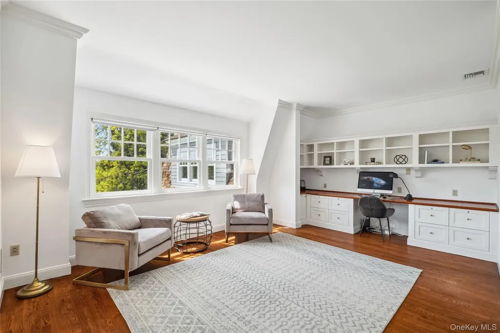 32 Pryer Lane Larchmont NY 10538
