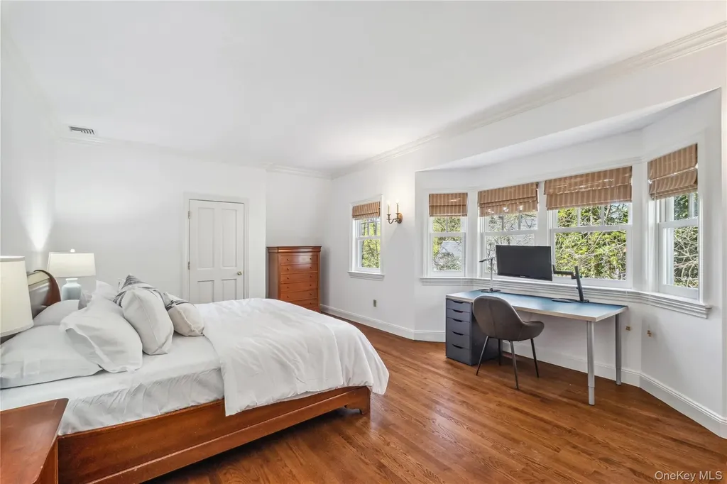32 Pryer Lane Larchmont NY 10538