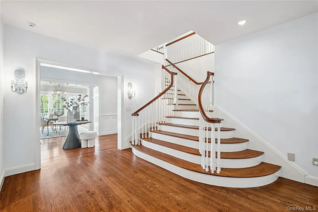 32 Pryer Lane Larchmont NY 10538