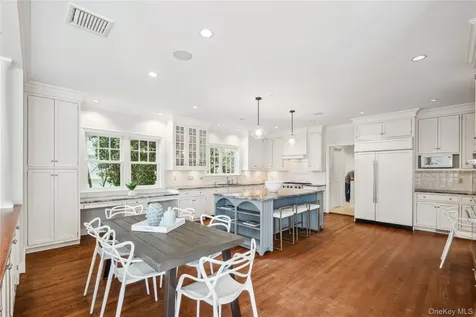 32 Pryer Lane Larchmont NY 10538