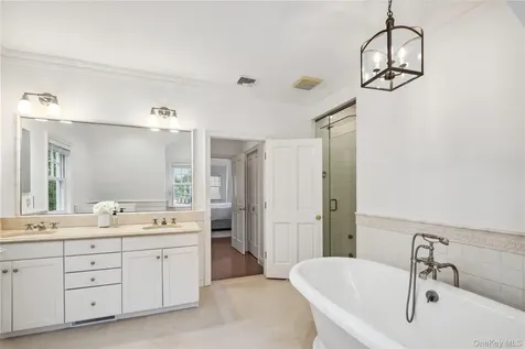 32 Pryer Lane Larchmont NY 10538