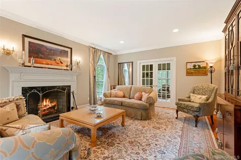 4 Hidden Valley Way Bedford NY 10506