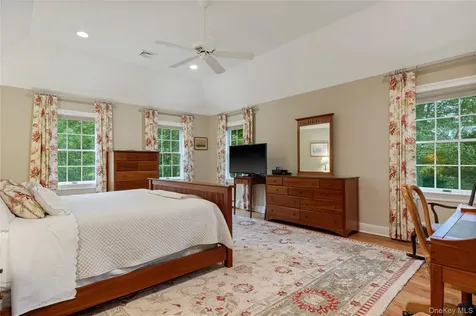 4 Hidden Valley Way Bedford NY 10506