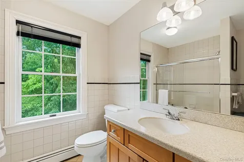 4 Hidden Valley Way Bedford NY 10506