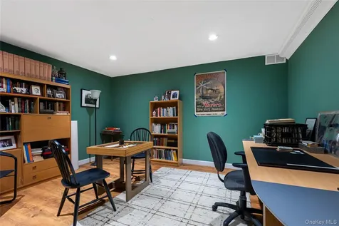 4 Hidden Valley Way Bedford NY 10506