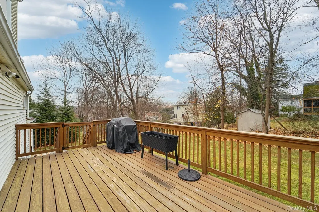 5 Orchard Lane Nanuet NY 10954