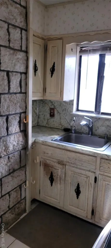 18 Kent Road Wappingers Falls NY 12590