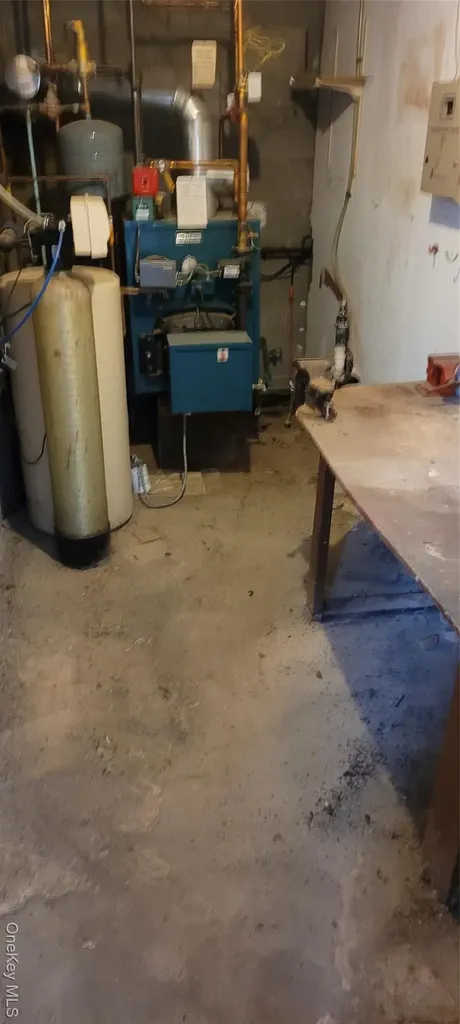 18 Kent Road Wappingers Falls NY 12590