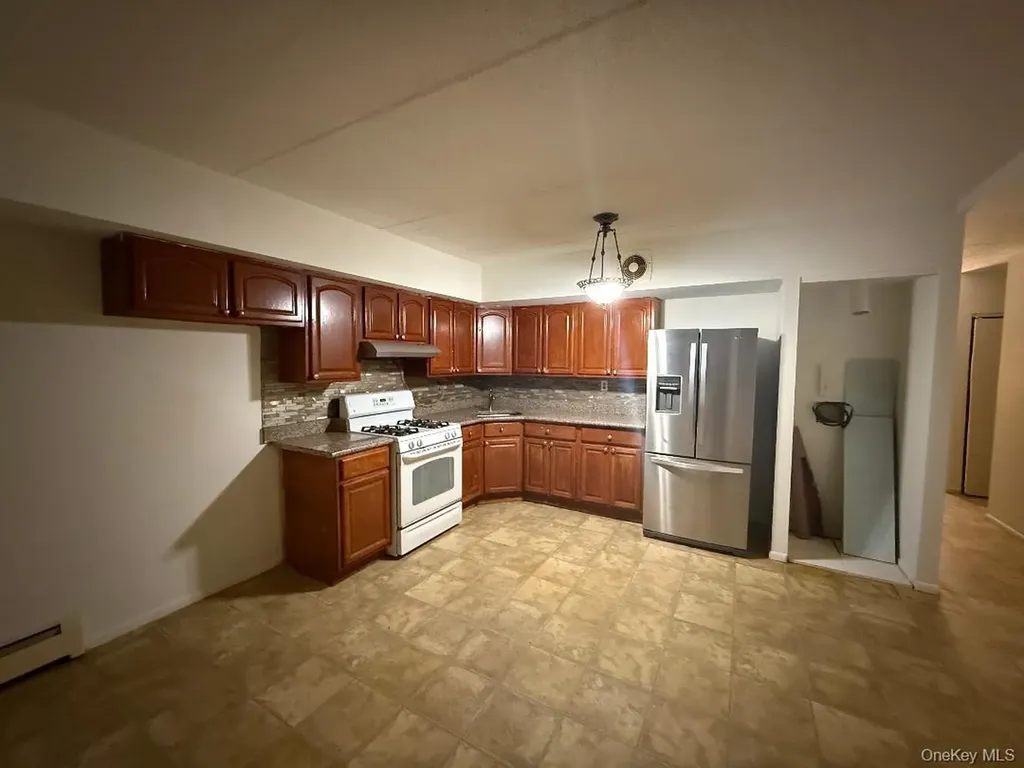 827 Longfellow Avenue Bronx NY 10474