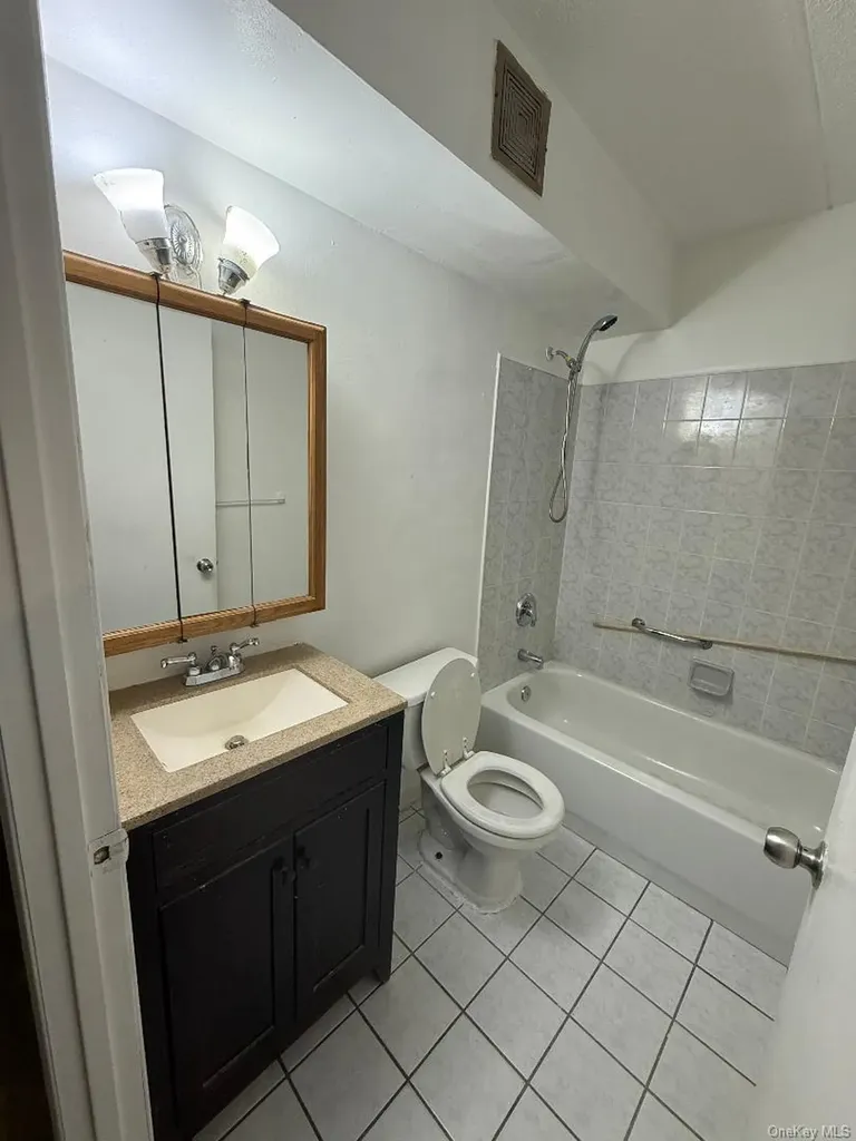 827 Longfellow Avenue Bronx NY 10474