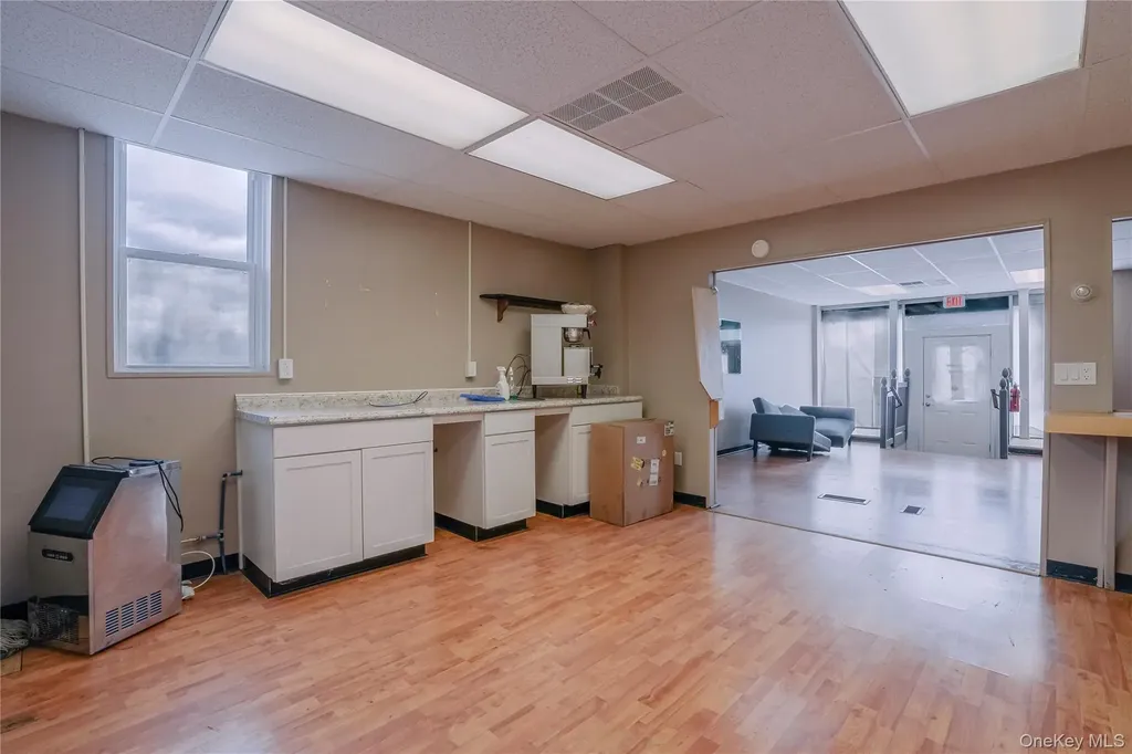 334 Broadway Kingston NY 12401