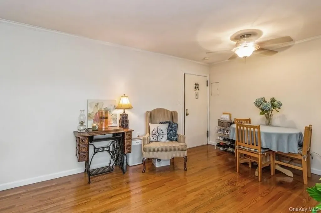4 Rose Street Oceanside NY 11572
