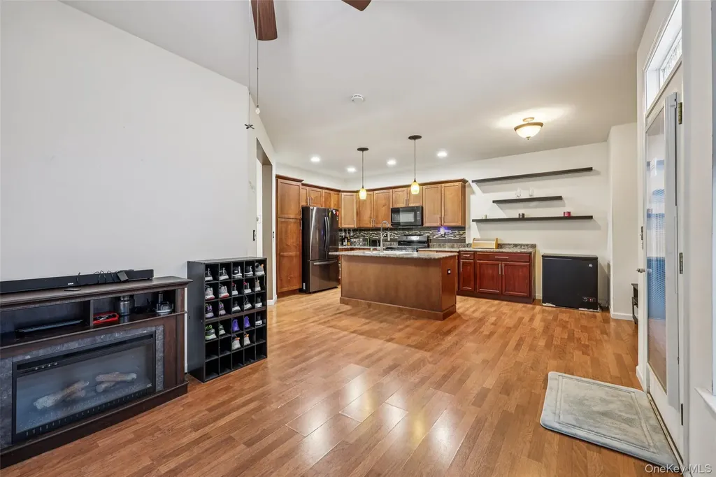 22 Rosecrest Court Middletown NY 10940