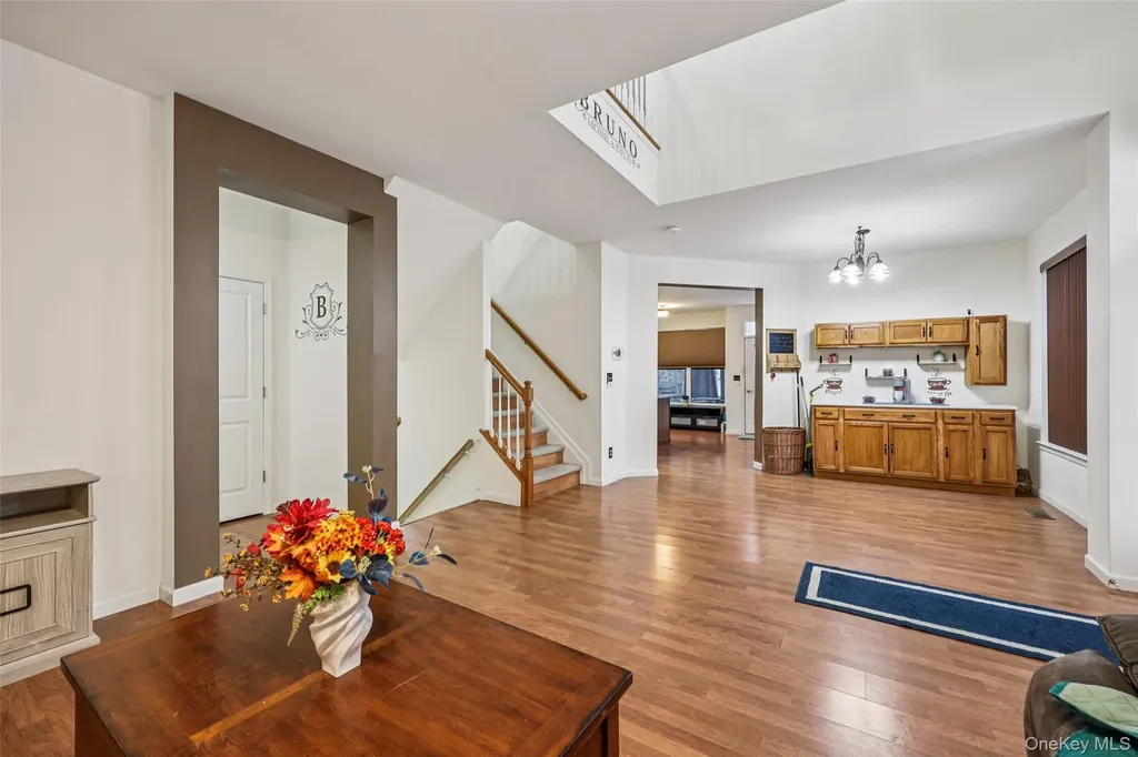 22 Rosecrest Court Middletown NY 10940