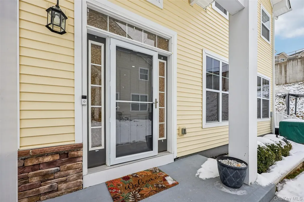 22 Rosecrest Court Middletown NY 10940