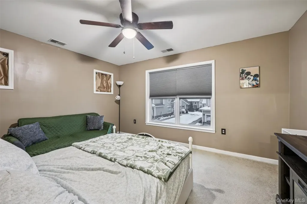 22 Rosecrest Court Middletown NY 10940