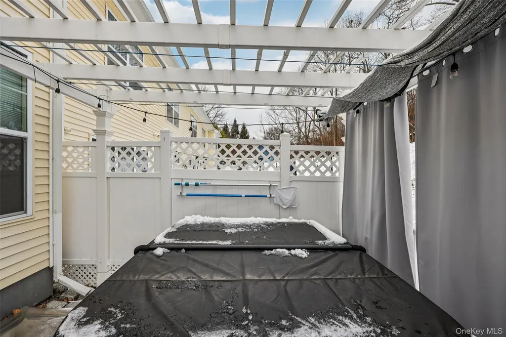22 Rosecrest Court Middletown NY 10940