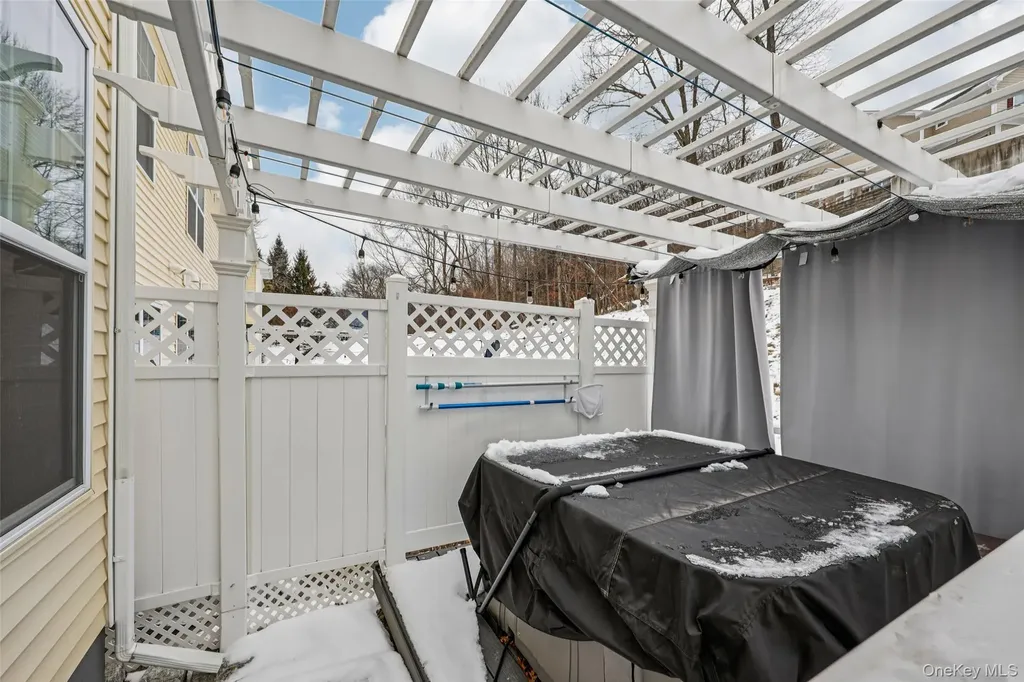 22 Rosecrest Court Middletown NY 10940