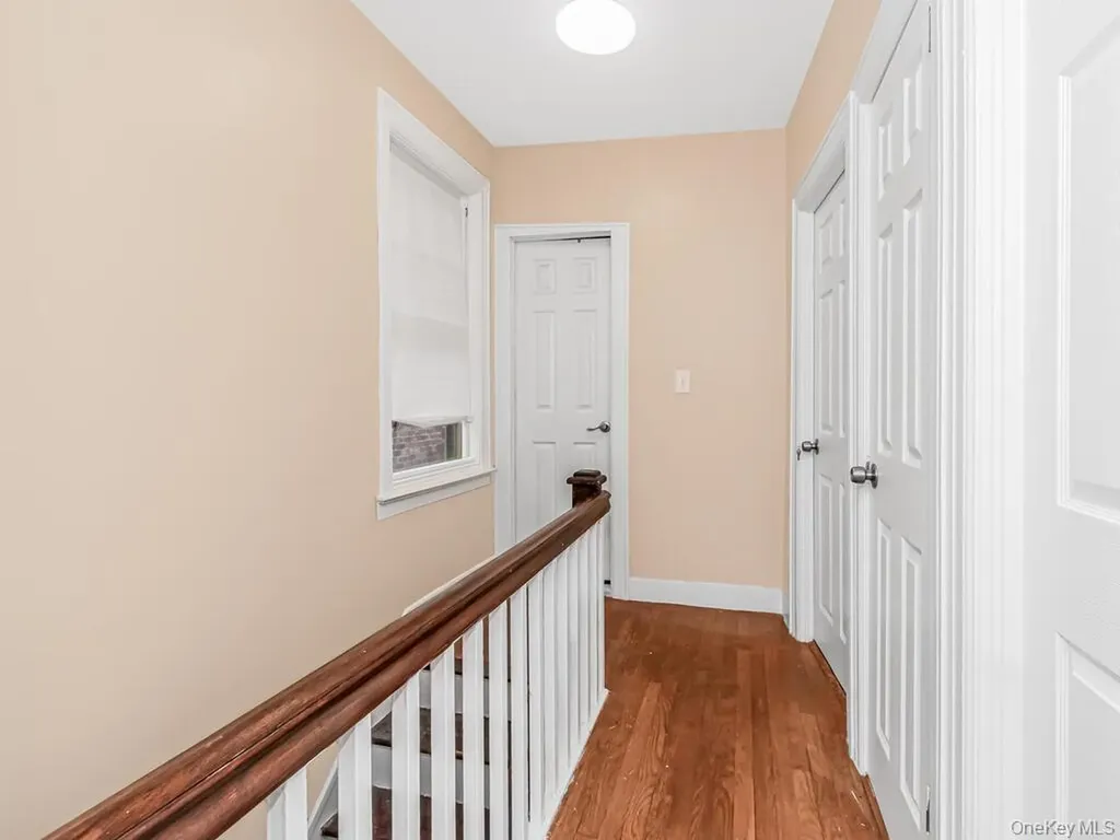 1352 Hollywood Avenue Bronx NY 10461