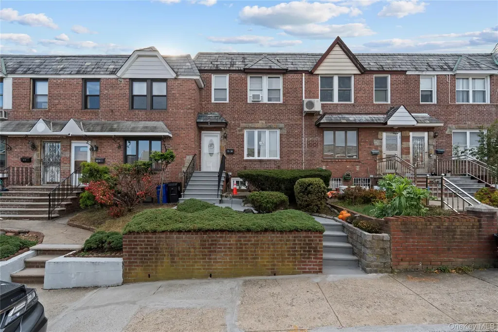 7338 52nd Road Maspeth NY 11378
