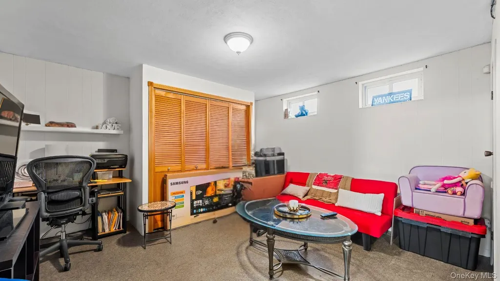 7338 52nd Road Maspeth NY 11378