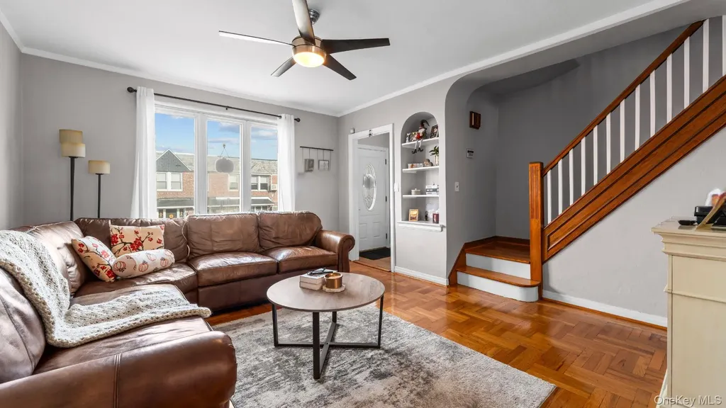 7338 52nd Road Maspeth NY 11378