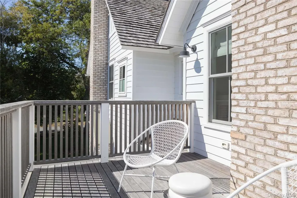 400 Youngs Road Orient NY 11957