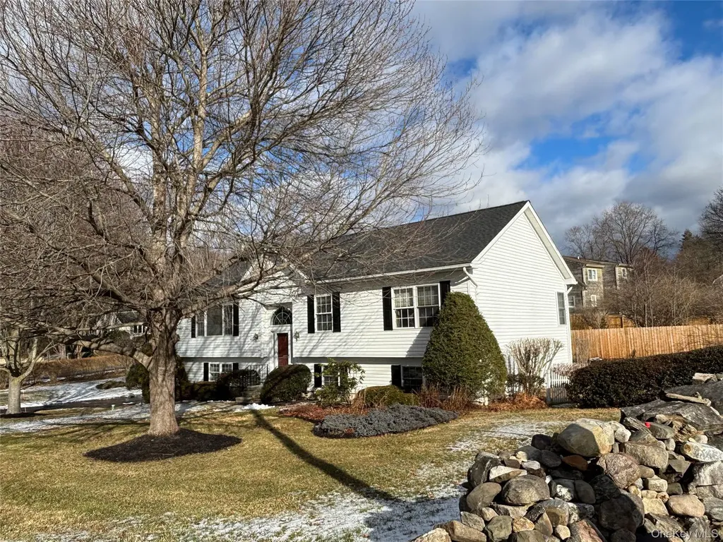 66 Fairway Drive Pawling NY 12564