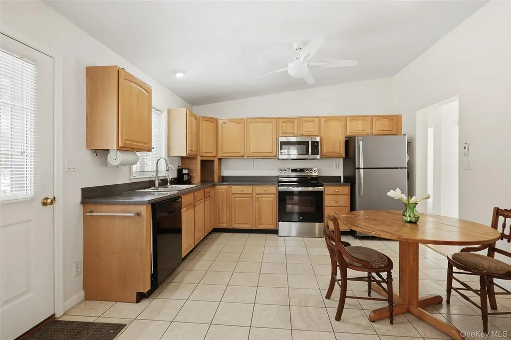 66 Fairway Drive Pawling NY 12564