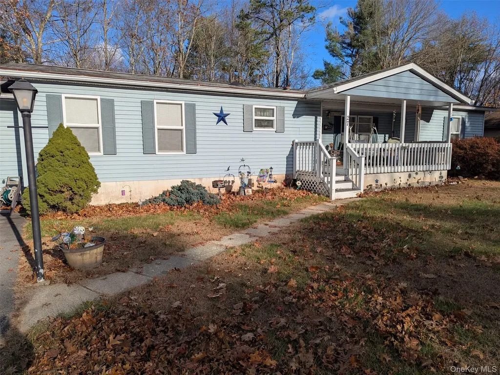27 Delaware Drive Sparrowbush NY 12780
