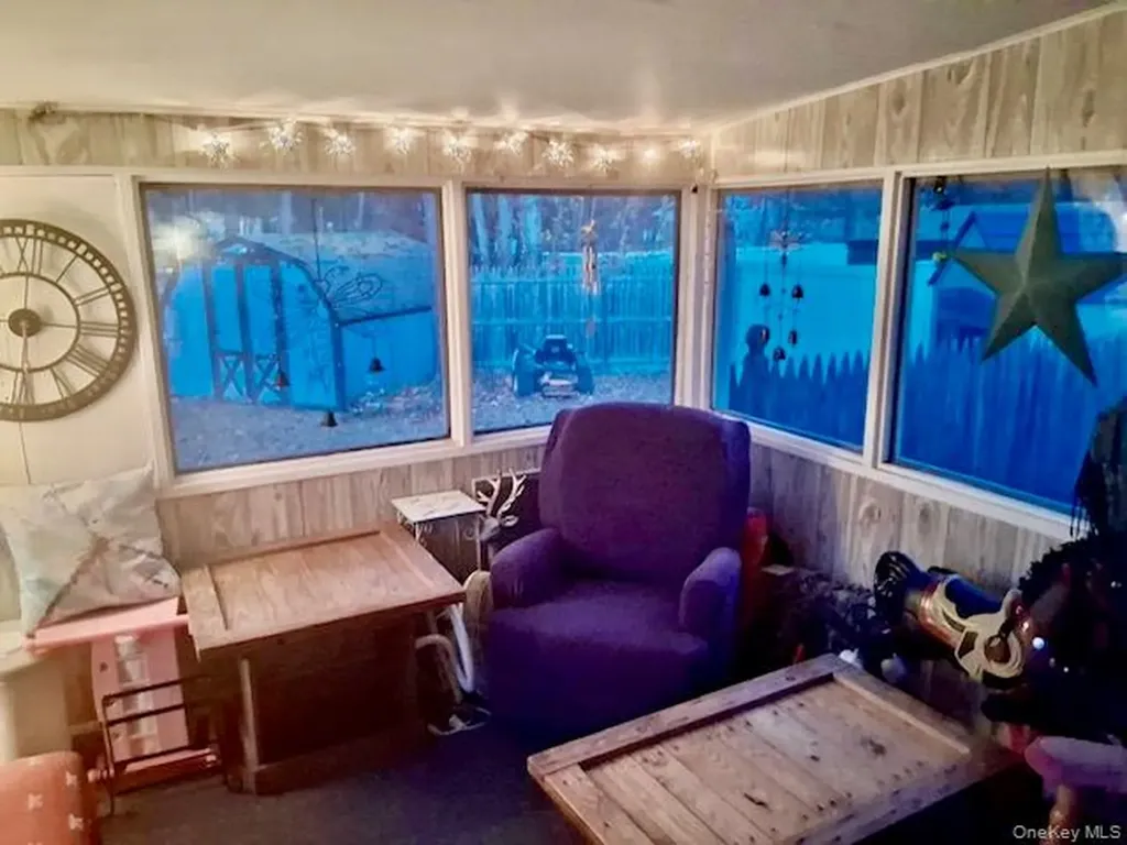 27 Delaware Drive Sparrowbush NY 12780