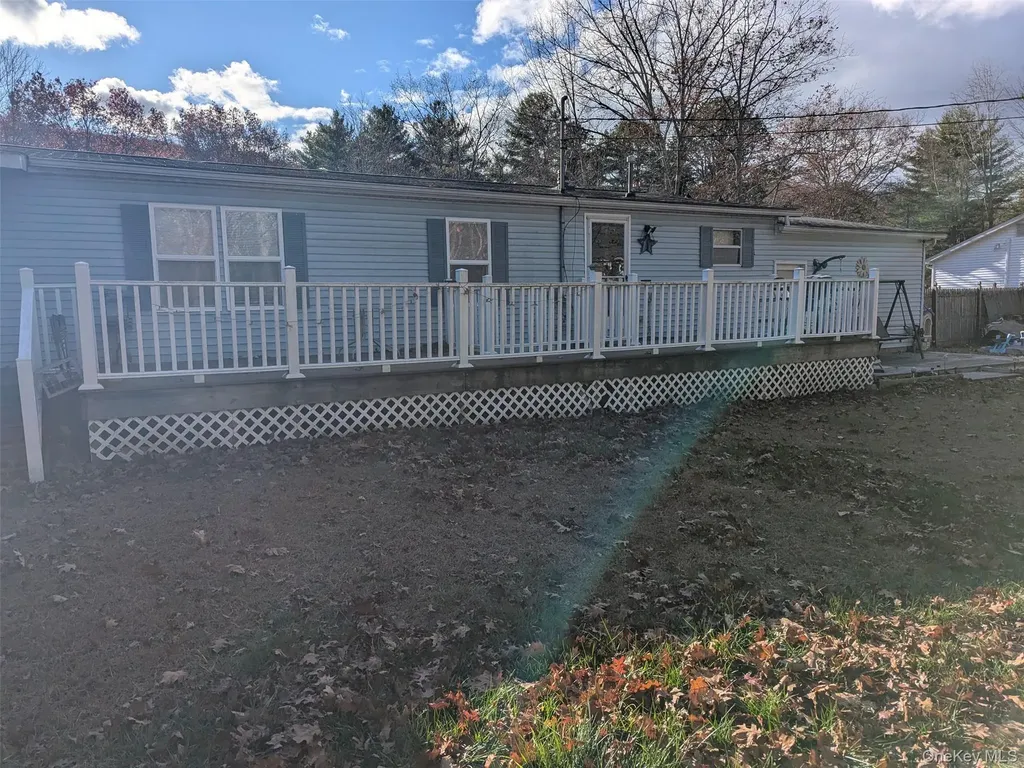 27 Delaware Drive Sparrowbush NY 12780