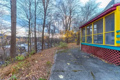 156 Hunter Street Kingston NY 12401