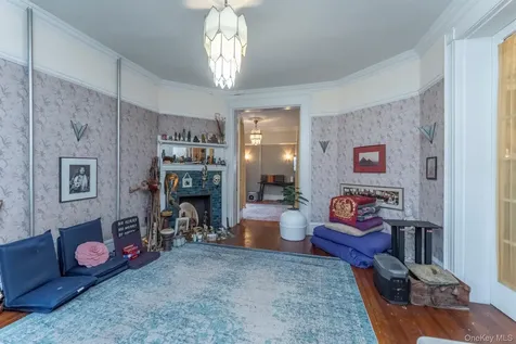 156 Hunter Street Kingston NY 12401