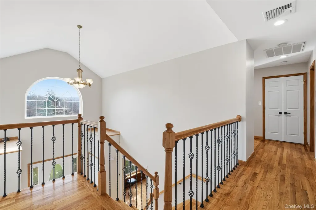 3 Clemence Drive New Windsor NY 12553