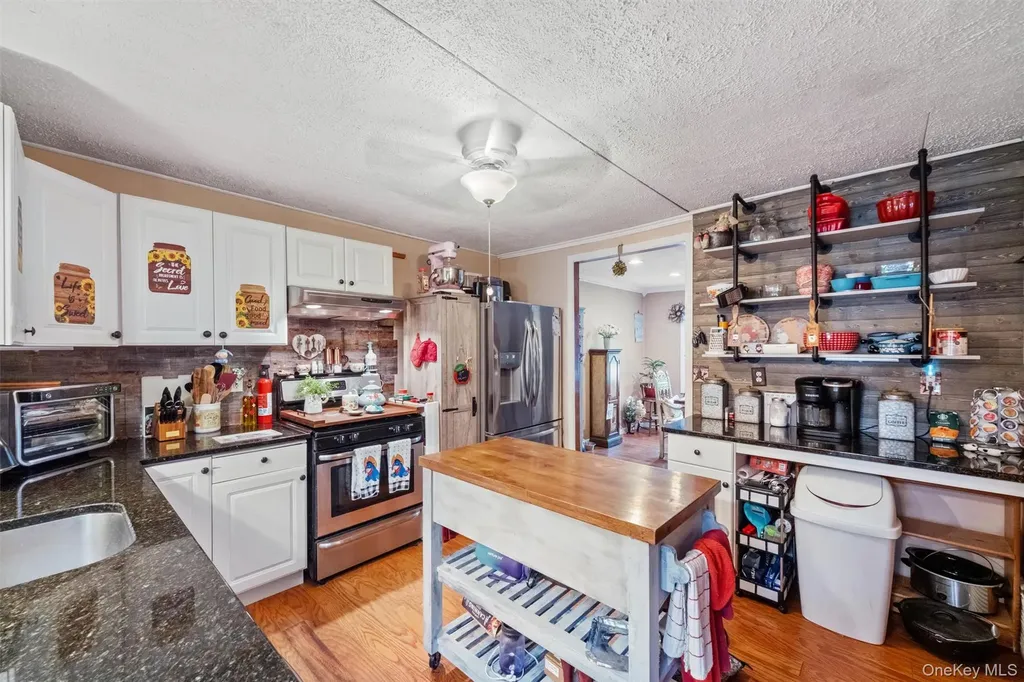 17 Perry Road Cornwall NY 12518