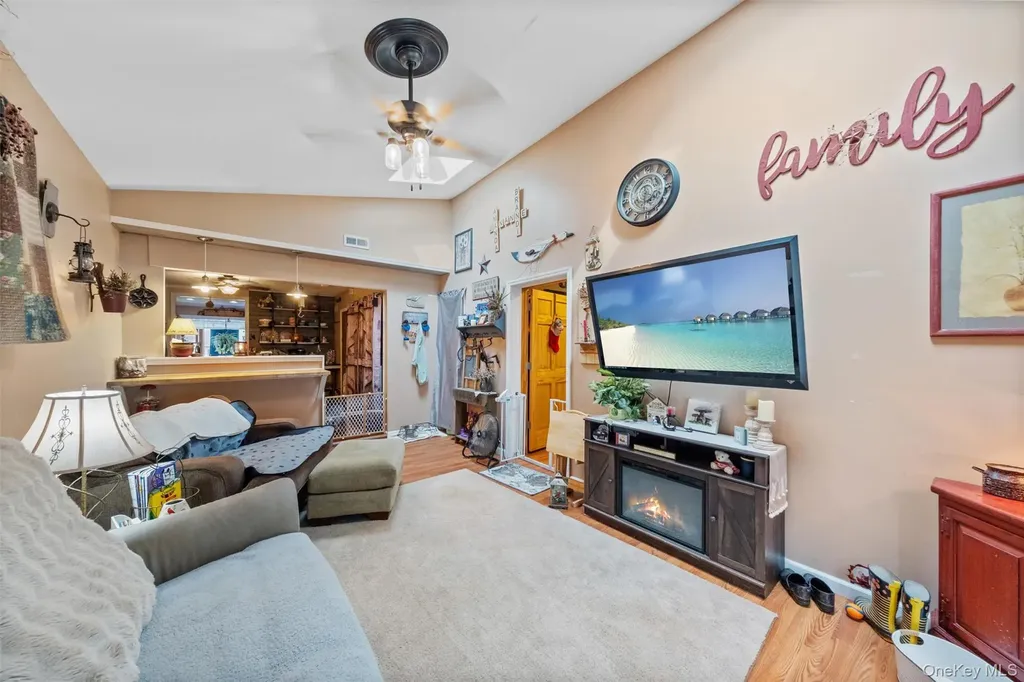 17 Perry Road Cornwall NY 12518